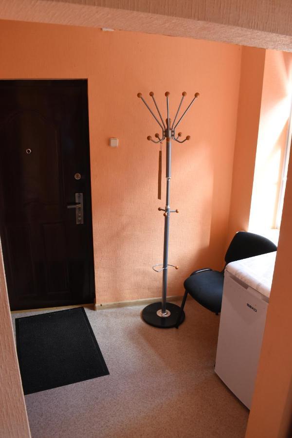 Ukstina Ielas Apartamenti Liepaja Exterior photo